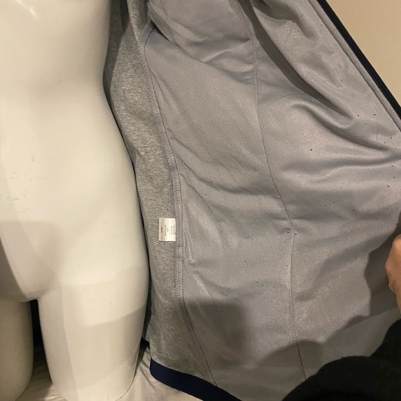 Navy Calvin Klein brand new spring fall jacket water resistant wind resistant - Picture 4 of 5